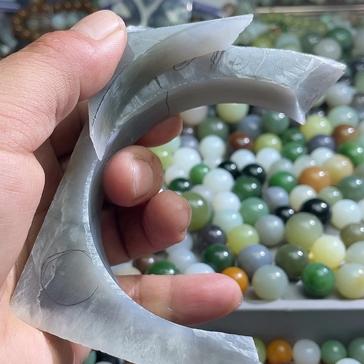 未镶嵌和田玉珠宝奇石守**空