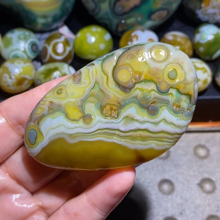 未镶嵌玛瑙/玉髓珠宝半成品53