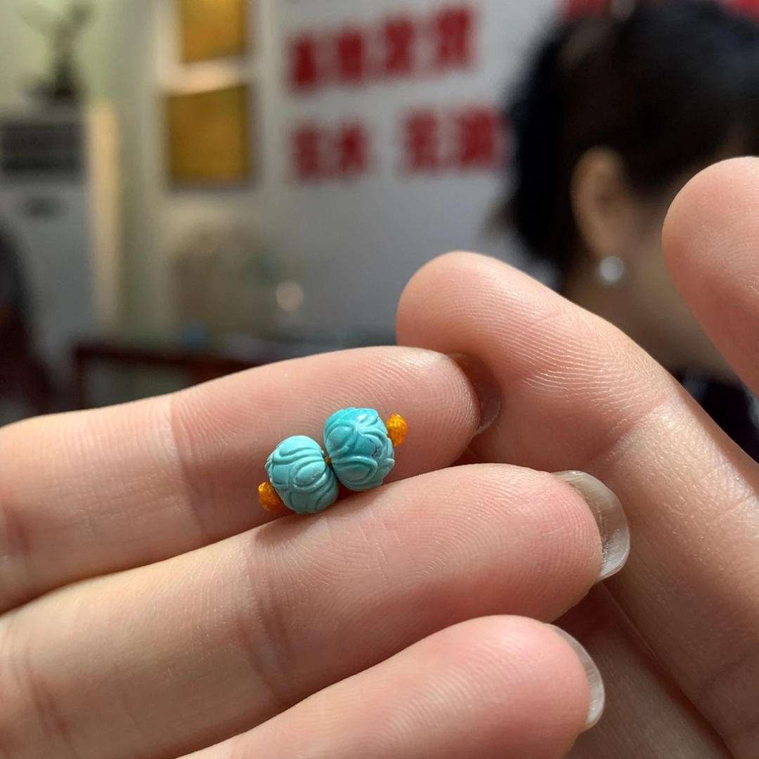 绿松石配饰未镶嵌