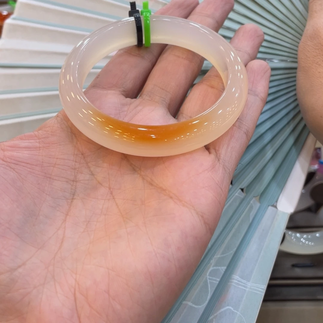 玛瑙/玉髓手镯未镶嵌N****a