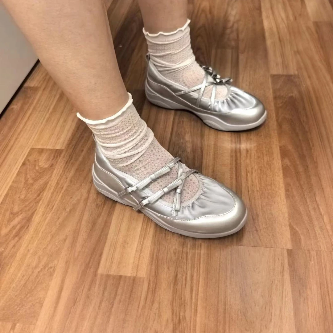 扣号秋季春季浅口乐福鞋女士圆头套脚单鞋时尚城市运动风