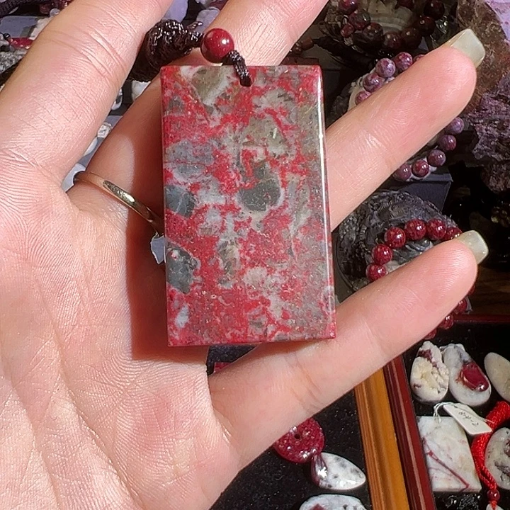 天然辰砂万山原石