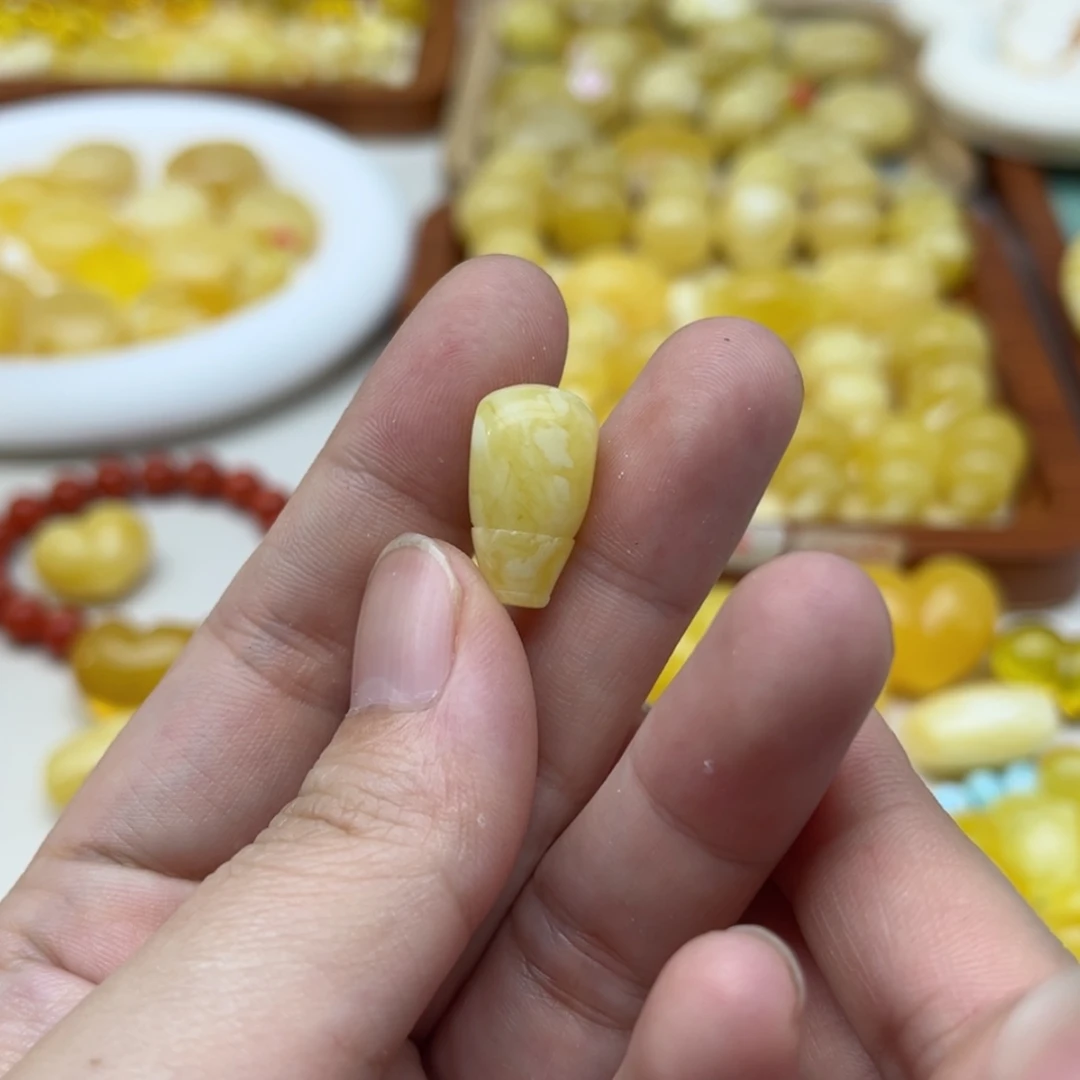 【闪购商品】未镶嵌蜜蜡裸石配饰