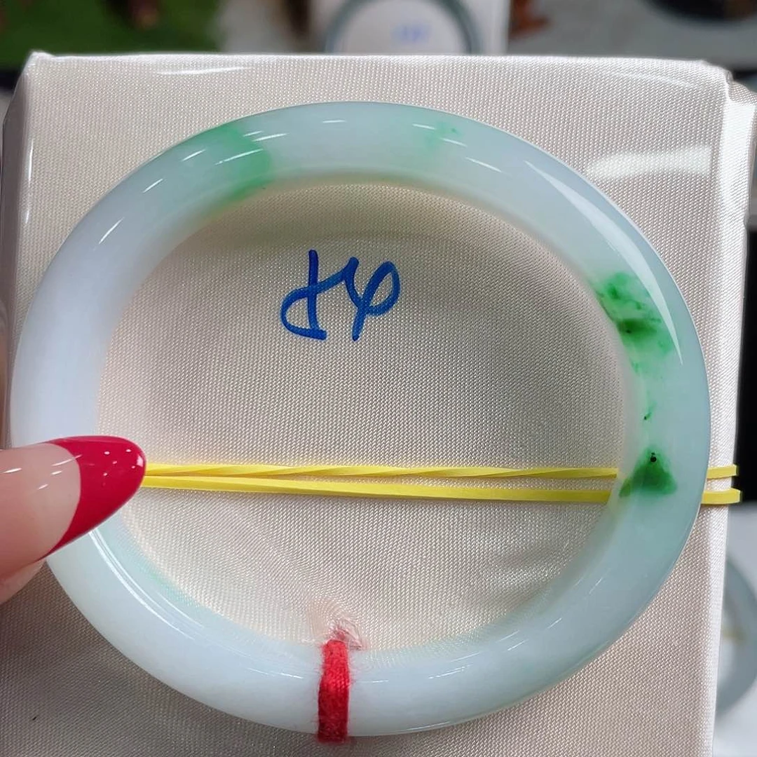 翡翠手镯未镶嵌缅甸翡翠手镯28