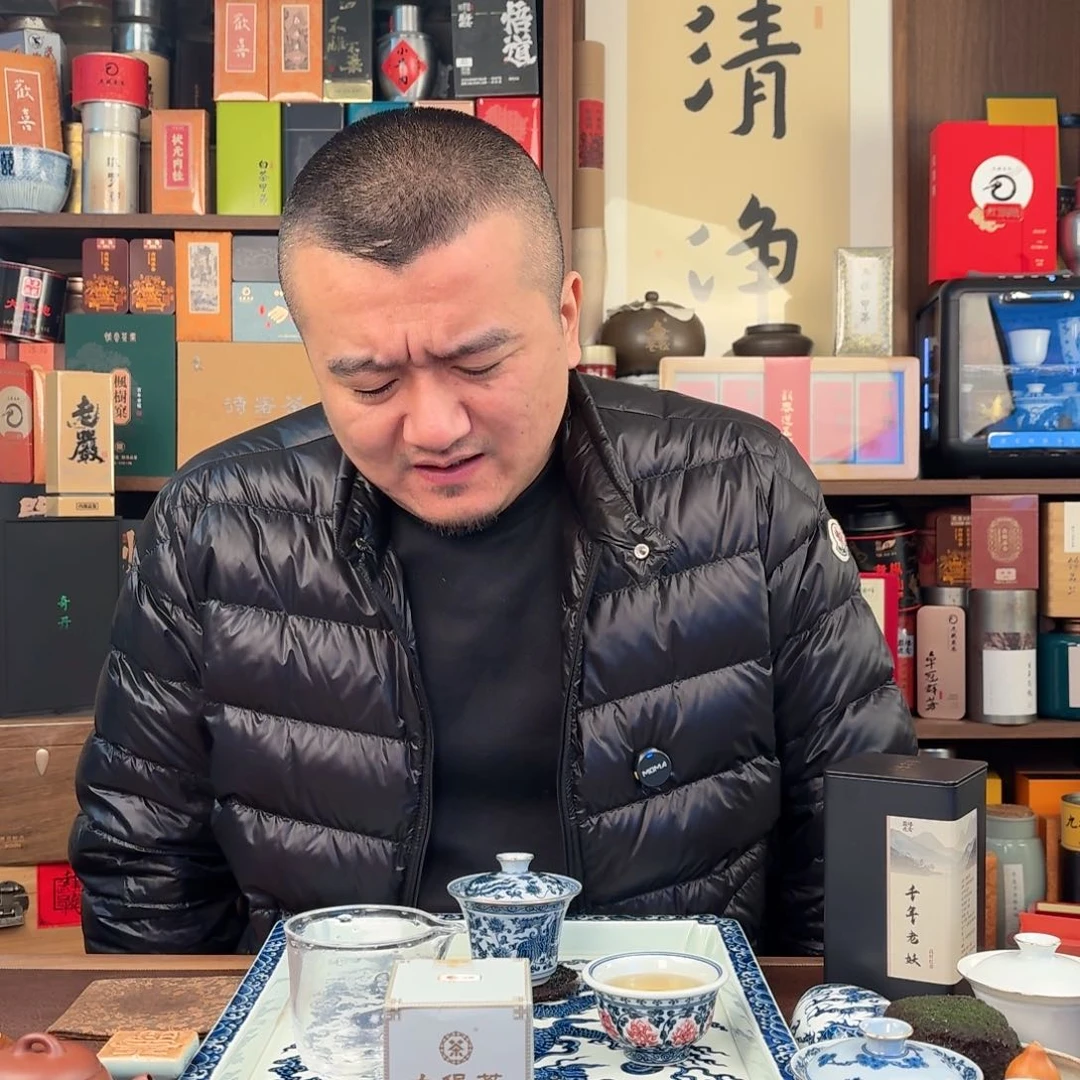 ✨*✨悟念嚴选小麒麟2个铁皮罐