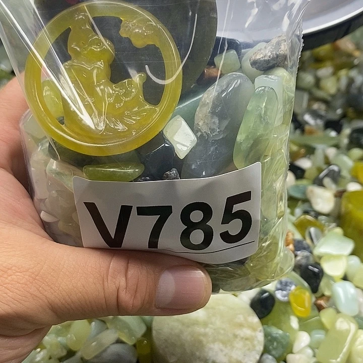 蛇纹石玉未镶嵌鱼缸石