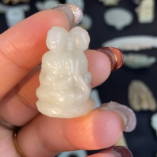 和田玉（糖玉）未镶嵌挂件