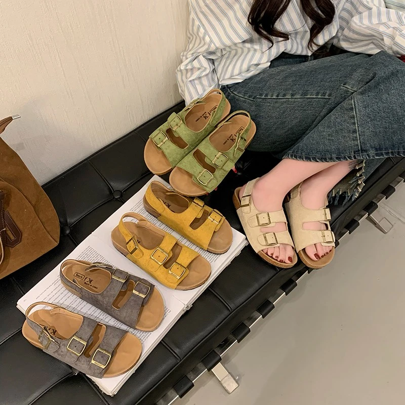 平跟一字式扣带一字带凉鞋2025夏季新款百搭凉拖鞋时髦小姨风韩系