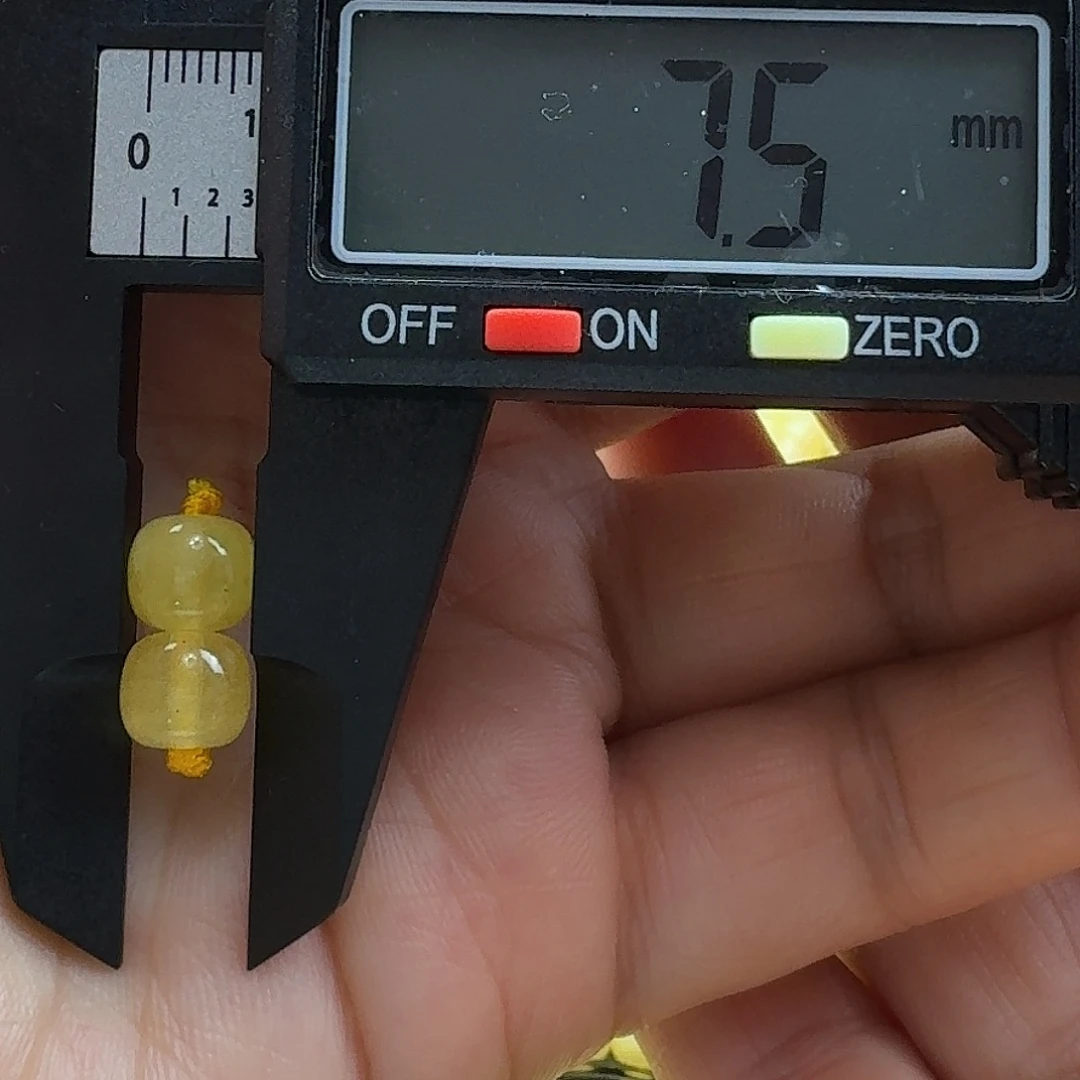 蜜蜡未镶嵌裸石13杂