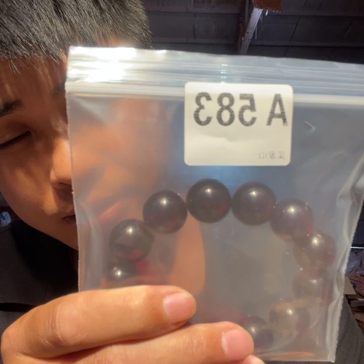 大叶紫檀（黑酸枝木类）583
