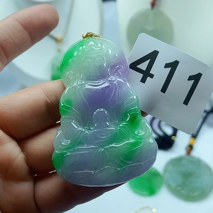 翡翠吊坠(赠链)未镶嵌