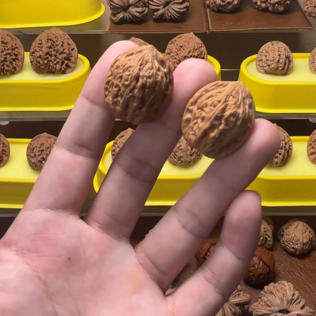 吊坠文玩核桃野生手捻