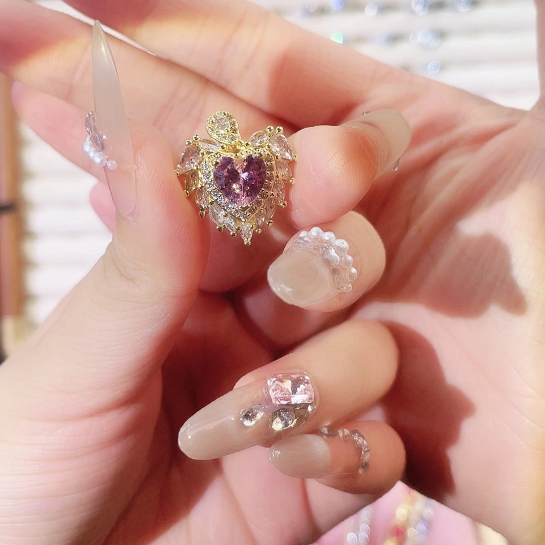 925银合成碳硅石爱心吊坠