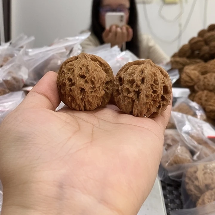 文玩核桃吊坠137狮子头35+