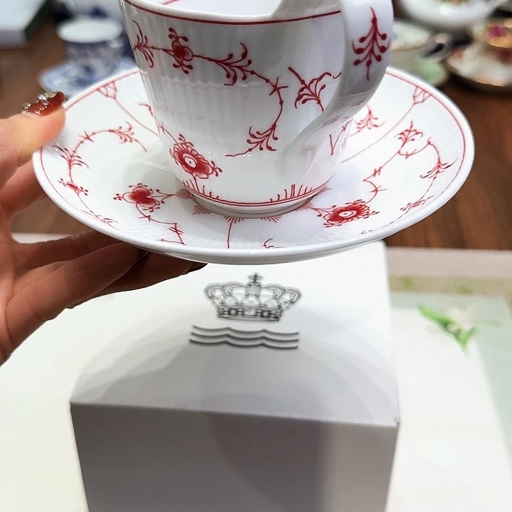 瓷片杯子杯子杯子水杯杯子水杯