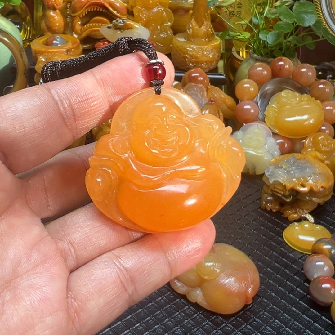 石英质玉未镶嵌颈饰