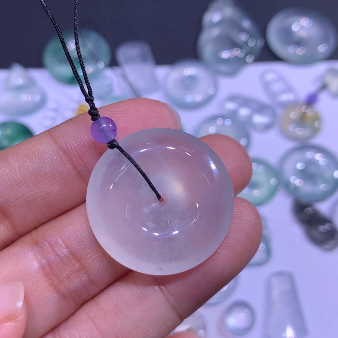 翡翠未镶嵌颈饰扣子