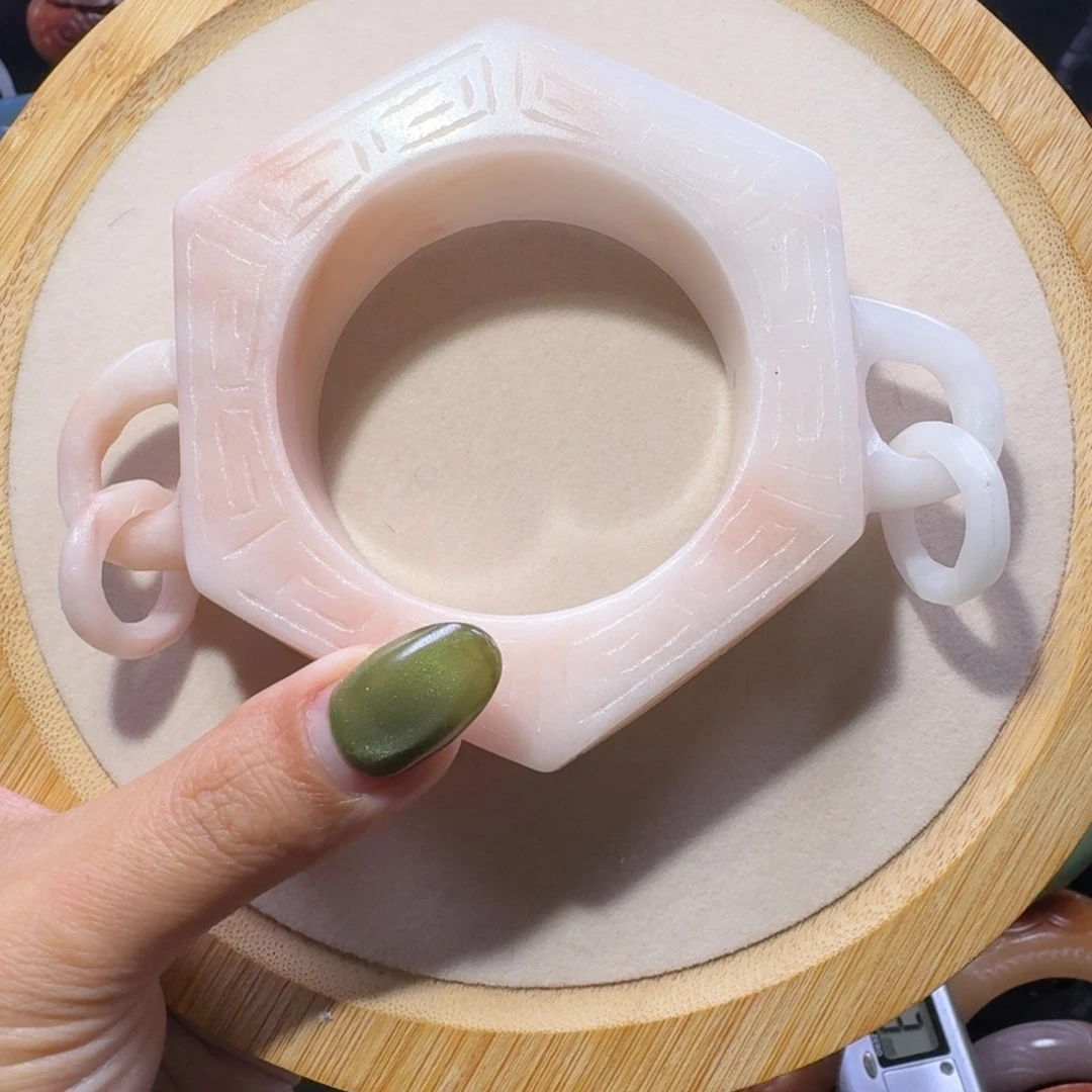 珐琅非金属68，57，微瑕