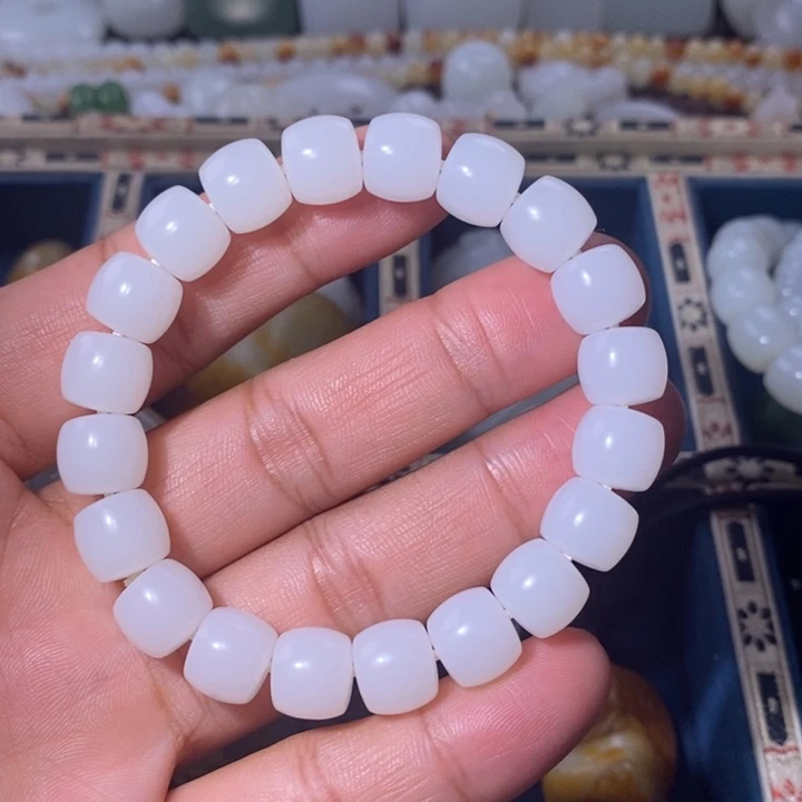 未镶嵌手链和田玉（碧玉）