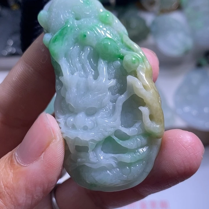 【闪购商品】颈饰未镶嵌翡翠龙牌
