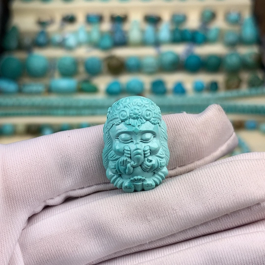 绿松石未镶嵌珠宝奇石