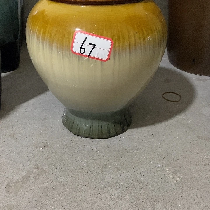 67号微瑕高28厘米口18厘米