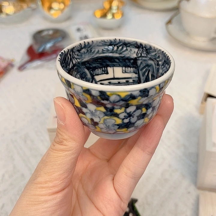 瓷片The first thing