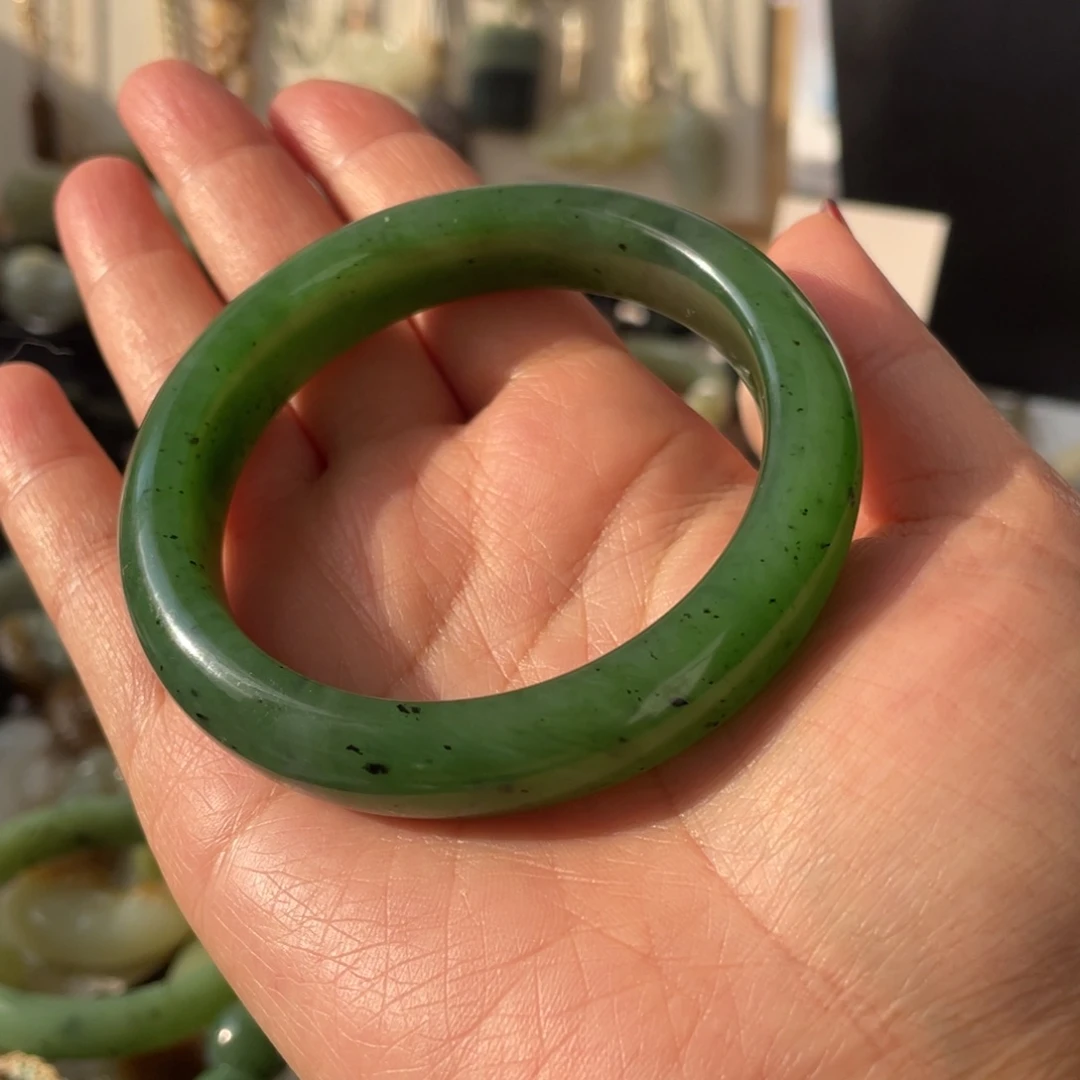 和田玉未镶嵌手镯57圈口碧玉
