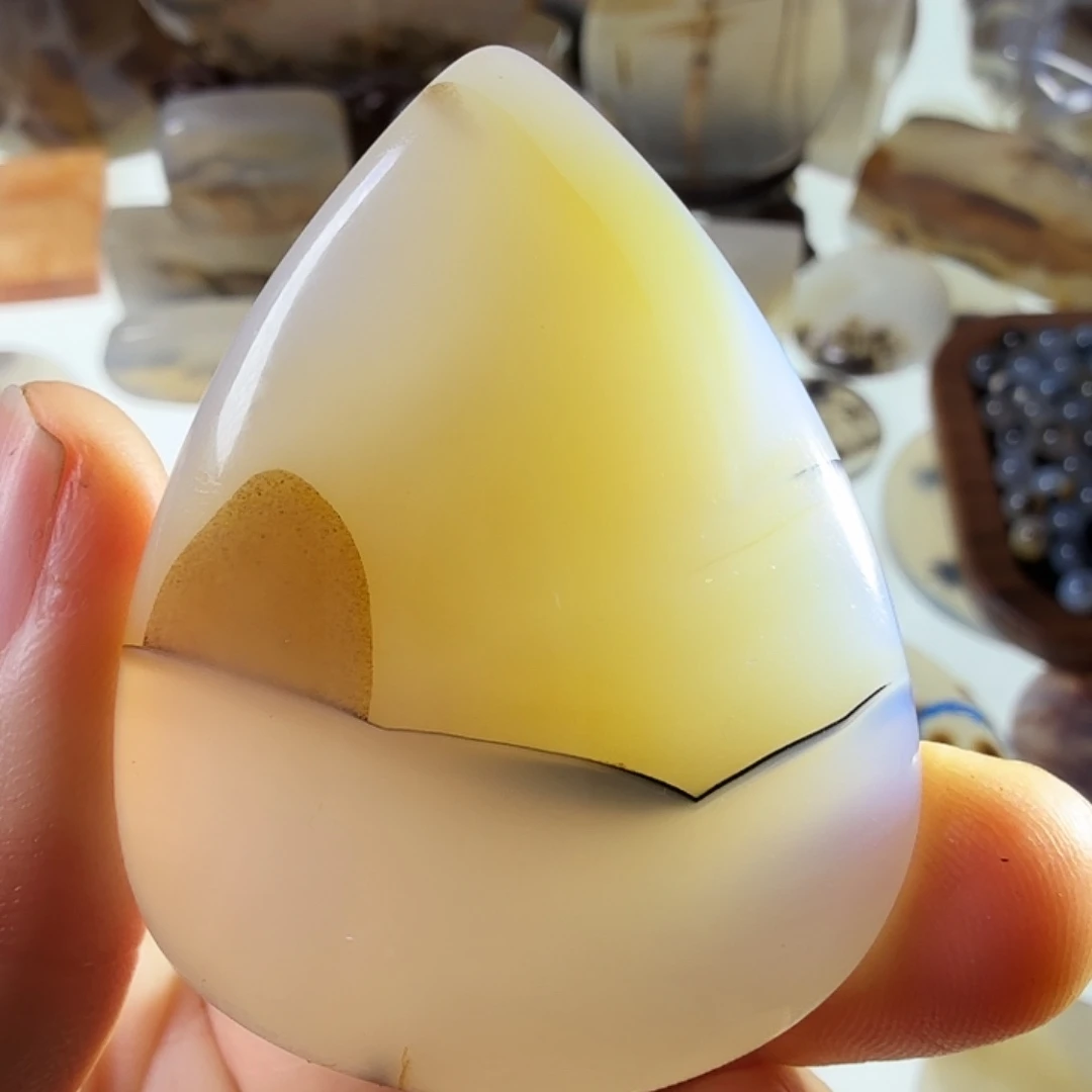 玛瑙/玉髓未镶嵌珠宝半成品