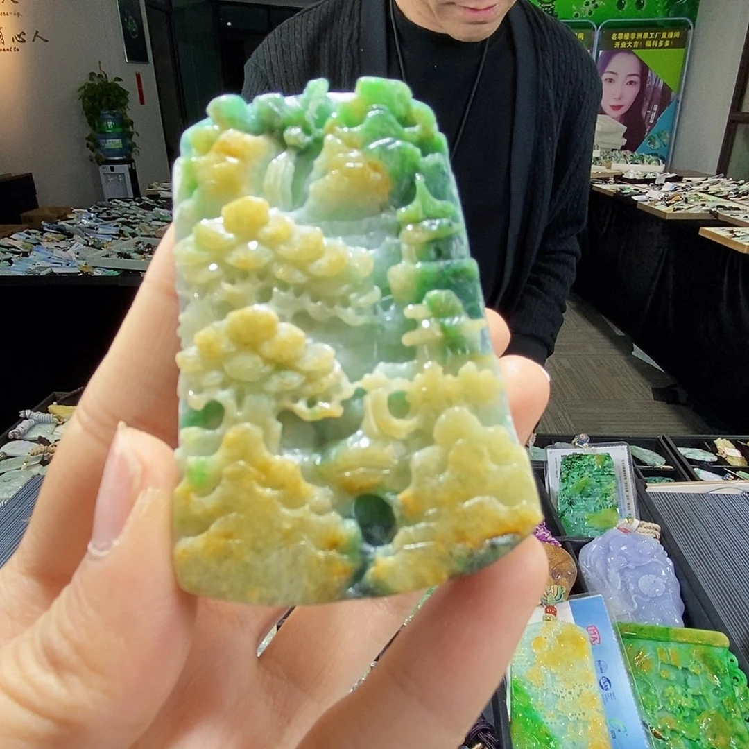 颈饰未镶嵌翡翠翡翠