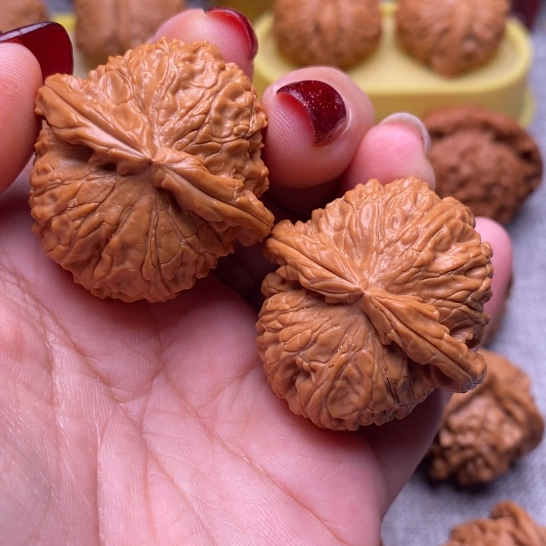 文玩核桃把件精品白狮子38尺全品