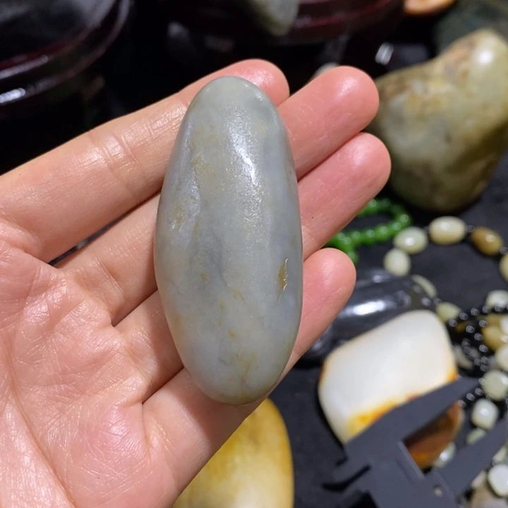 和田玉（糖玉）未镶嵌挂件