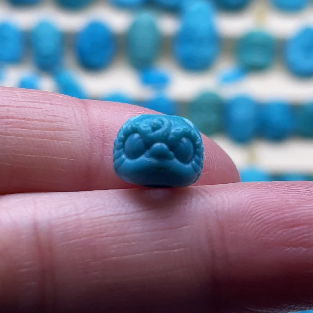 绿松石未镶嵌颈饰卡10-8