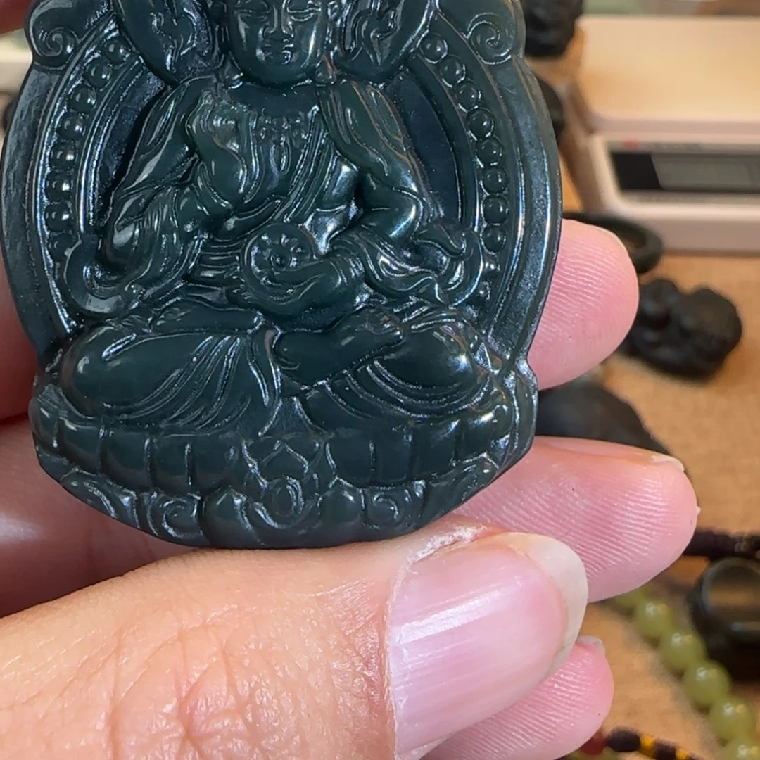 和田玉未镶嵌挂件