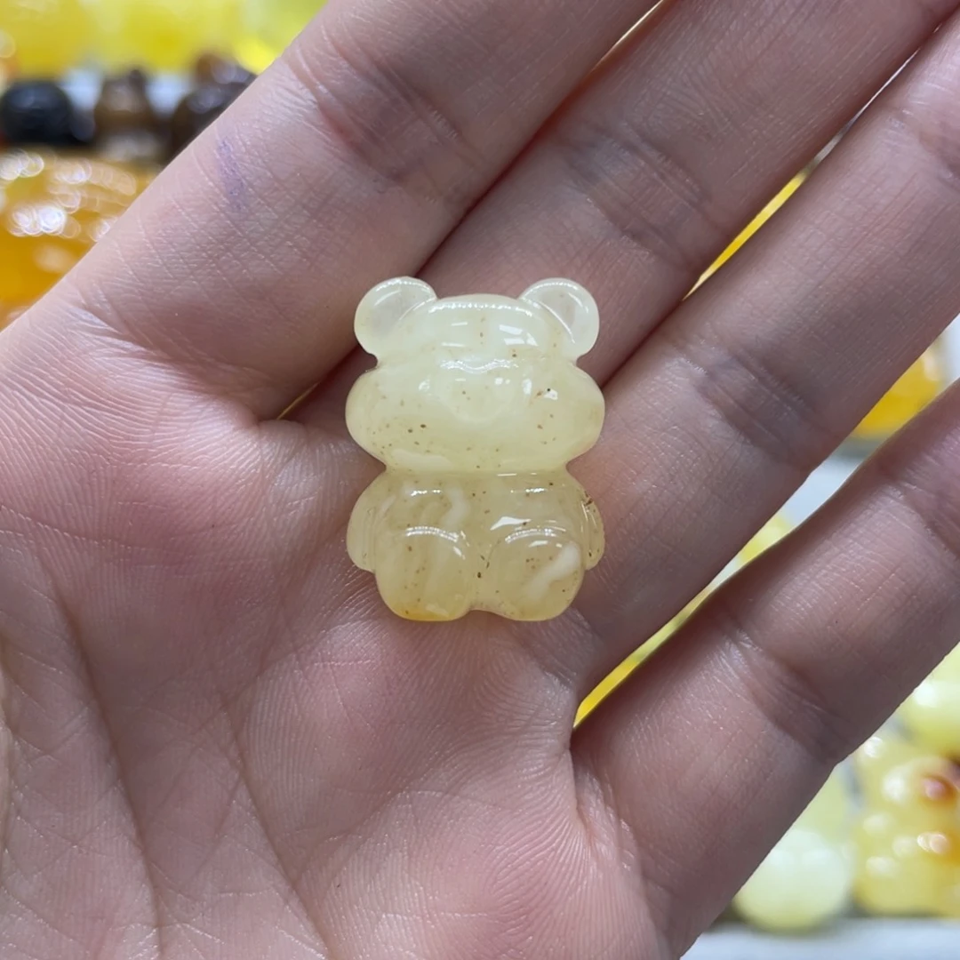 未镶嵌琥珀裸石2.9克有瑕放漏介意勿拍