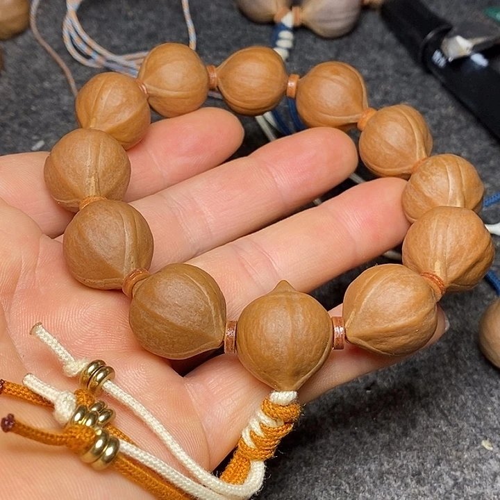 橄榄核手串1.8正圆10号
