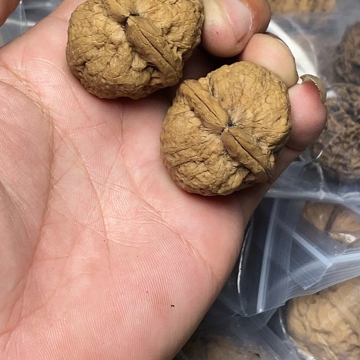 文玩核桃把件志成云铁文玩91