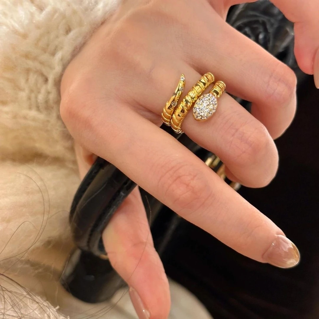 合金戒指 满钻灵蛇缠绕蛇戒指 同款女复古高级感多圈戒设计感指环
