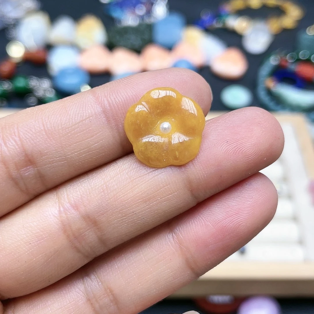 【闪购商品】翡翠未镶嵌耳饰