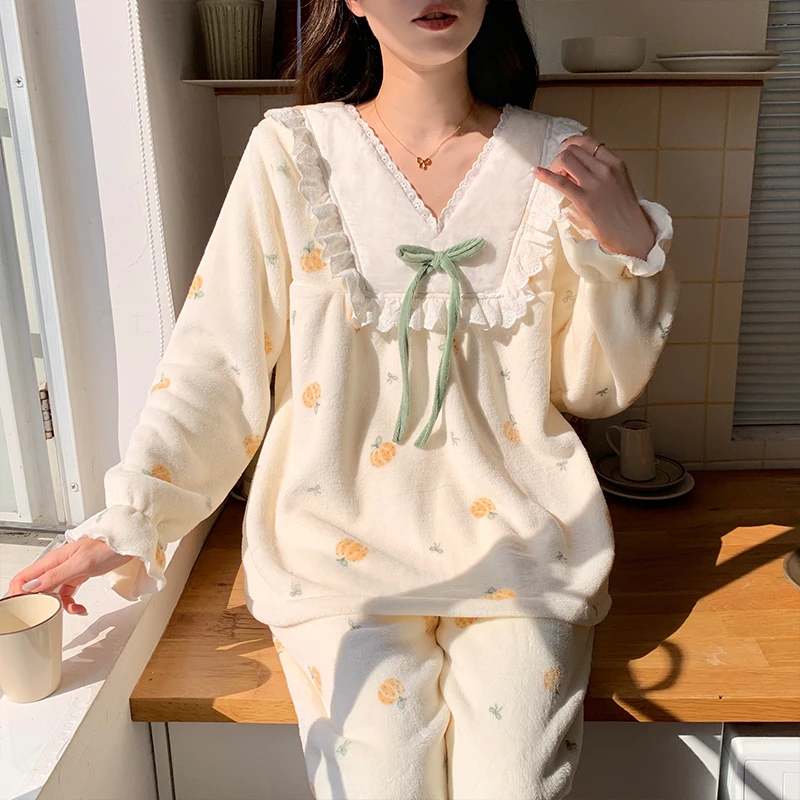 珊瑚绒甜美南瓜印花睡衣女家居服秋冬季保暖加厚法兰绒荷叶边套装