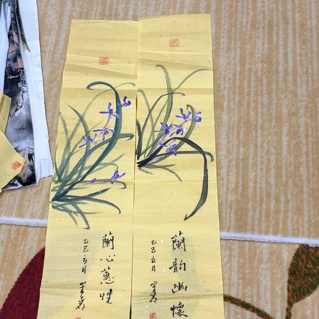 国画兰花两张哈哈哈哈