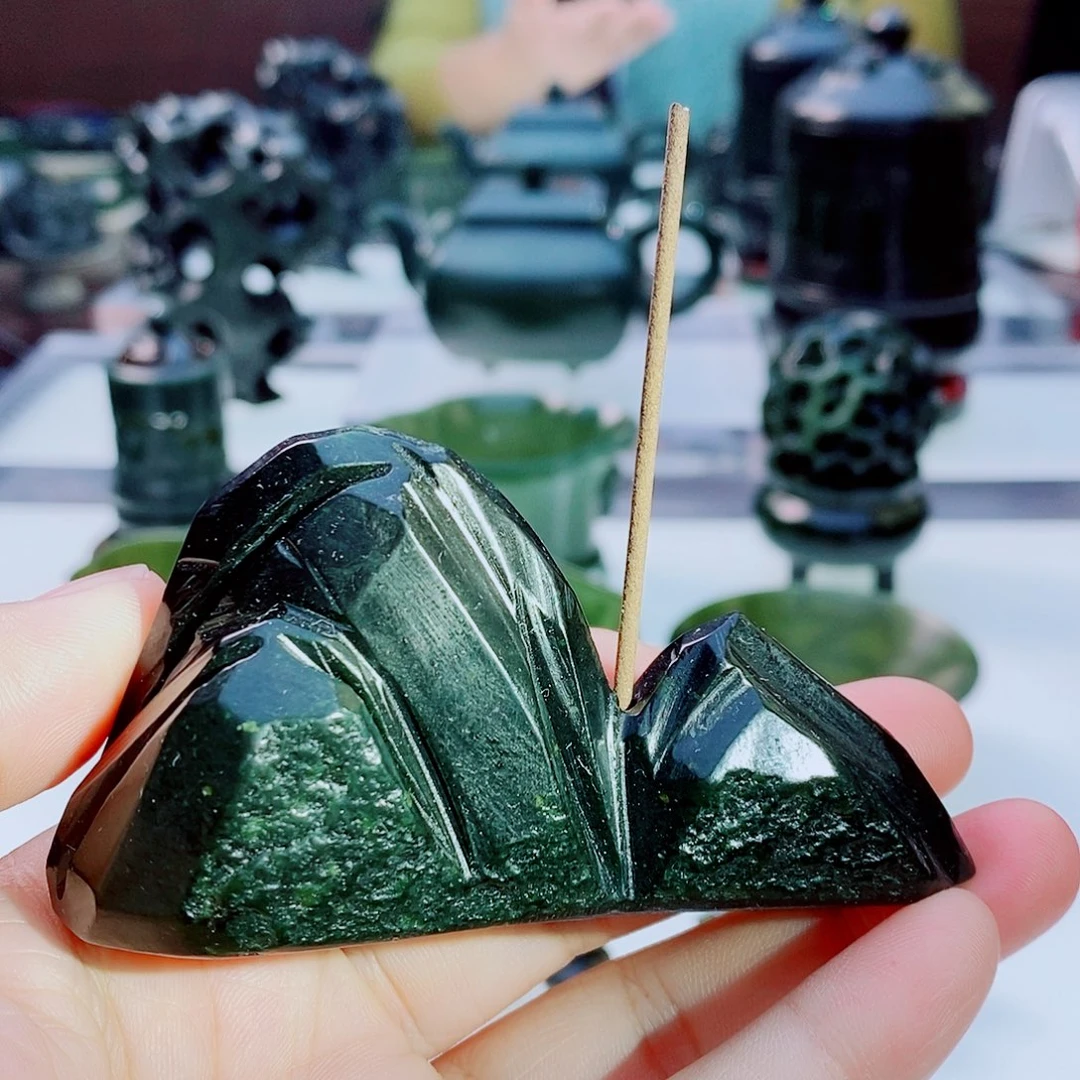 未镶嵌和田玉摆件