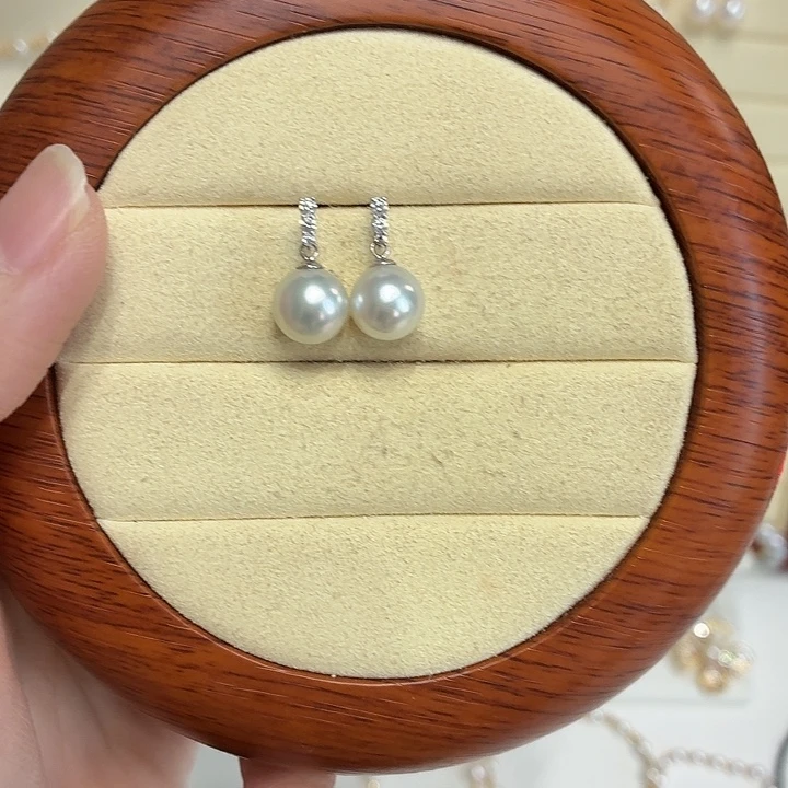海水珍珠18K金镶嵌耳饰