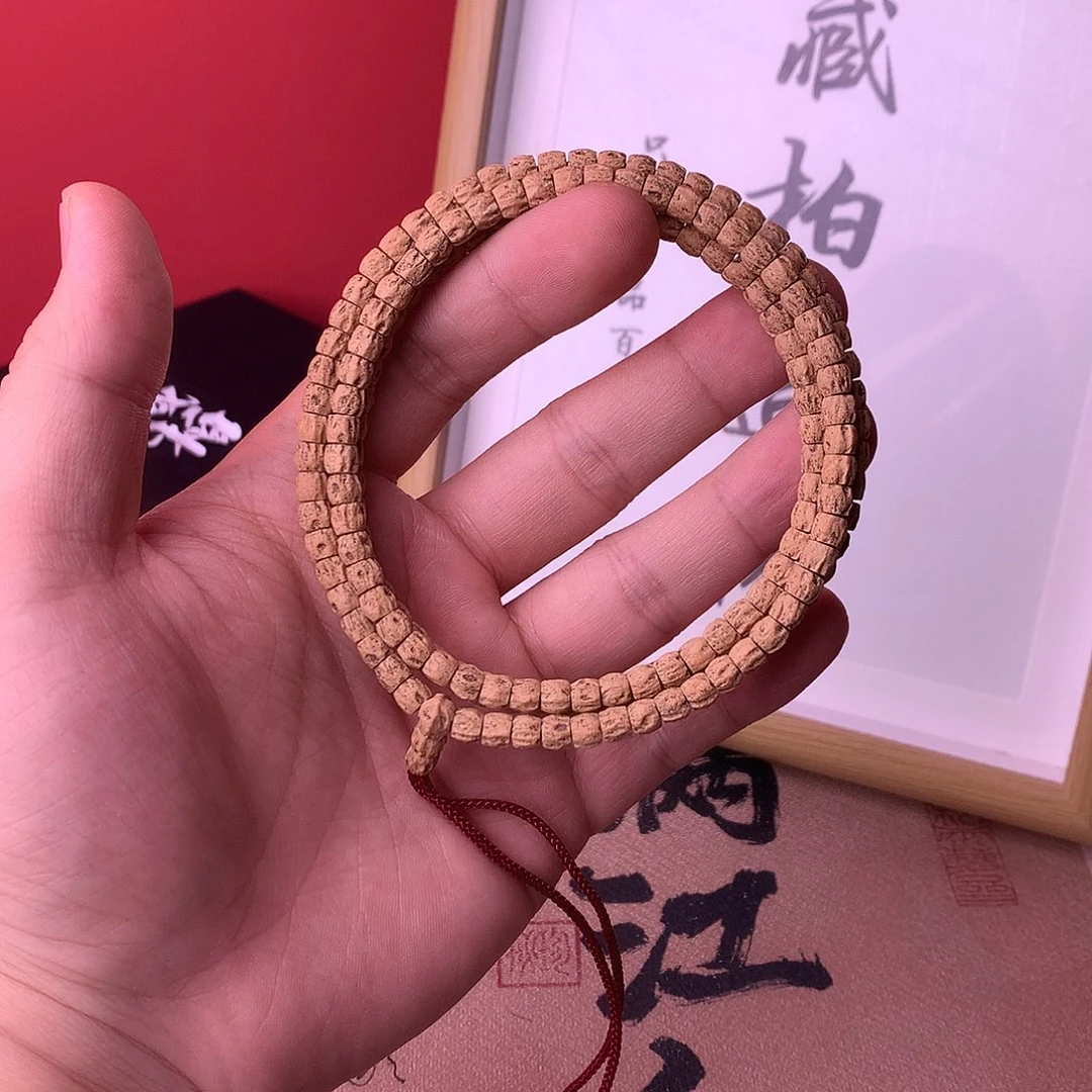 柏香籽/百香籽吊坠i****k方块顺