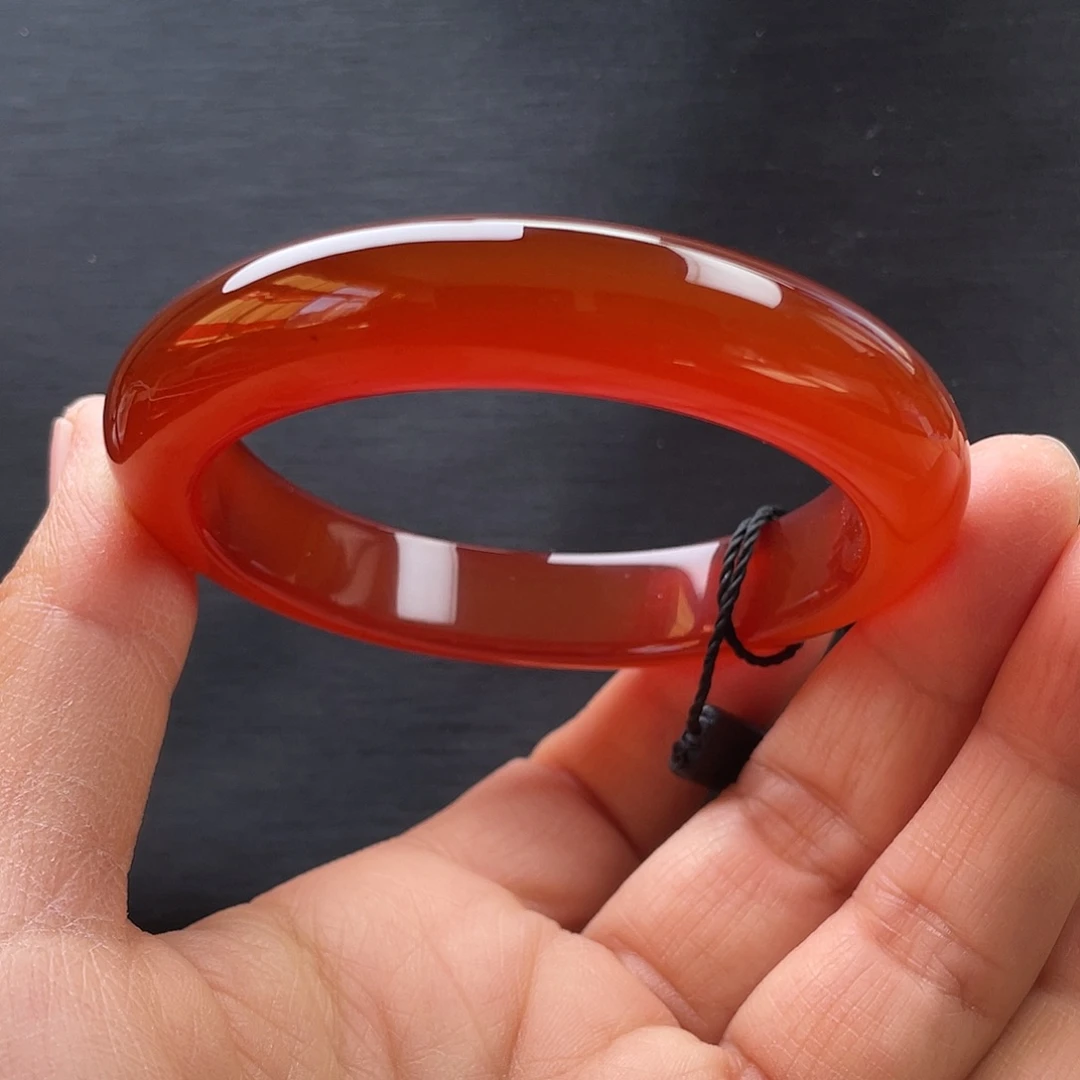 玛瑙/玉髓未镶嵌手镯56圈口