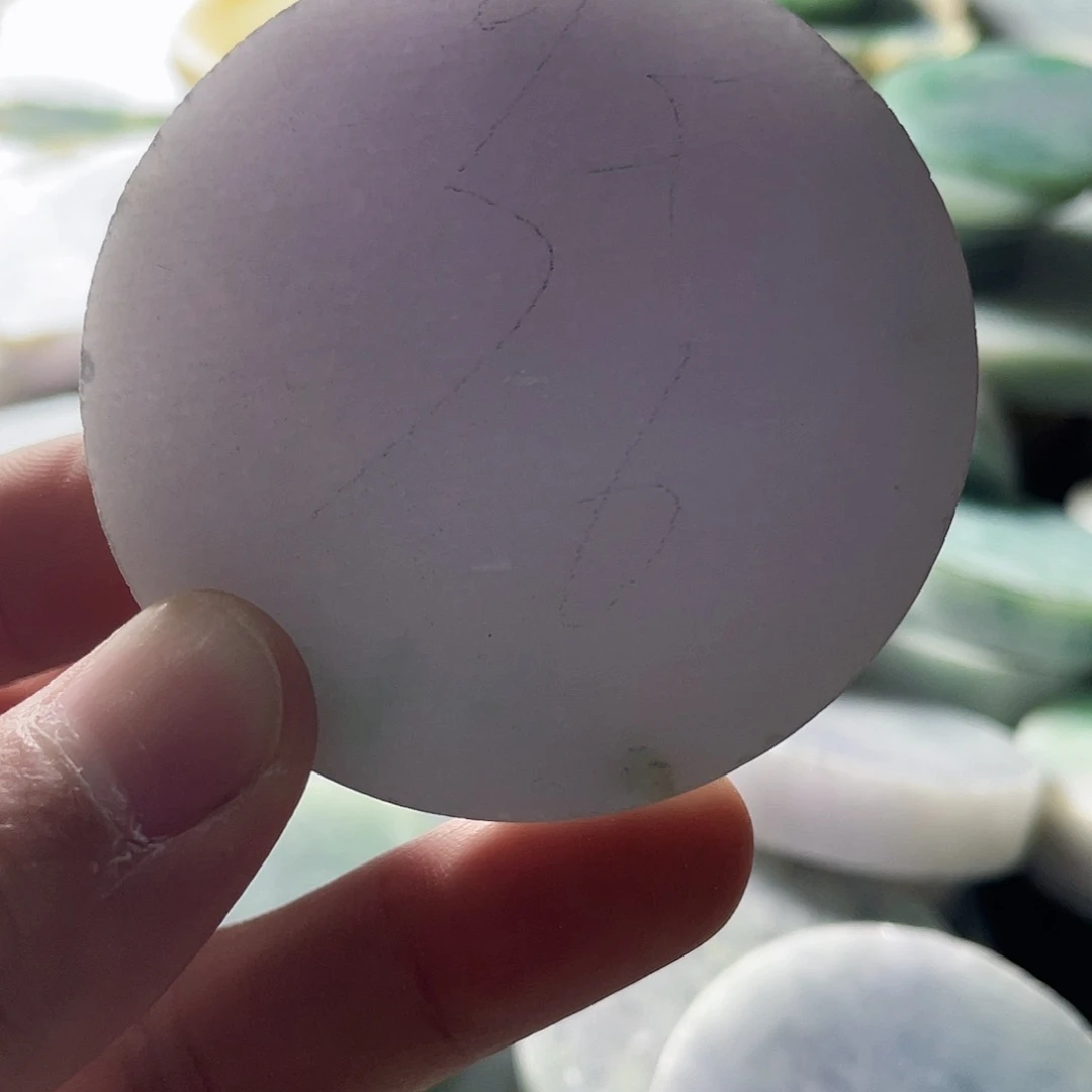 翡翠颈饰未镶嵌毛料18