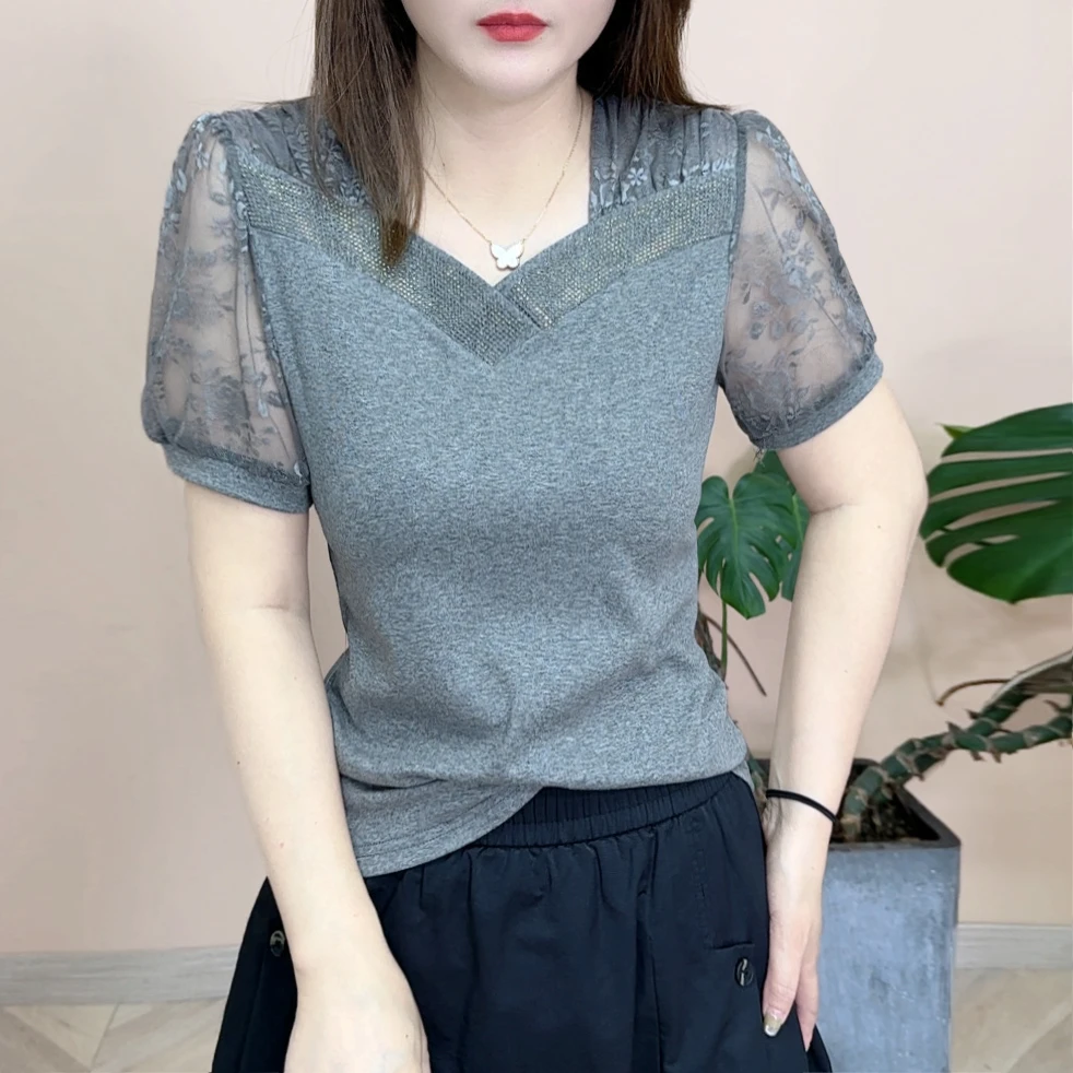 2025夏季新品时尚百搭修身显瘦法式洋气设计感女士短袖上衣7972