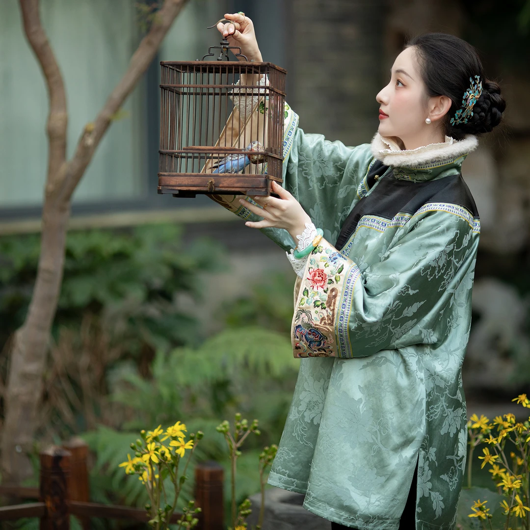 碧影浮窗丨一城风絮丨复古绣花上袄夹棉如意大襟清汉女袍保暖