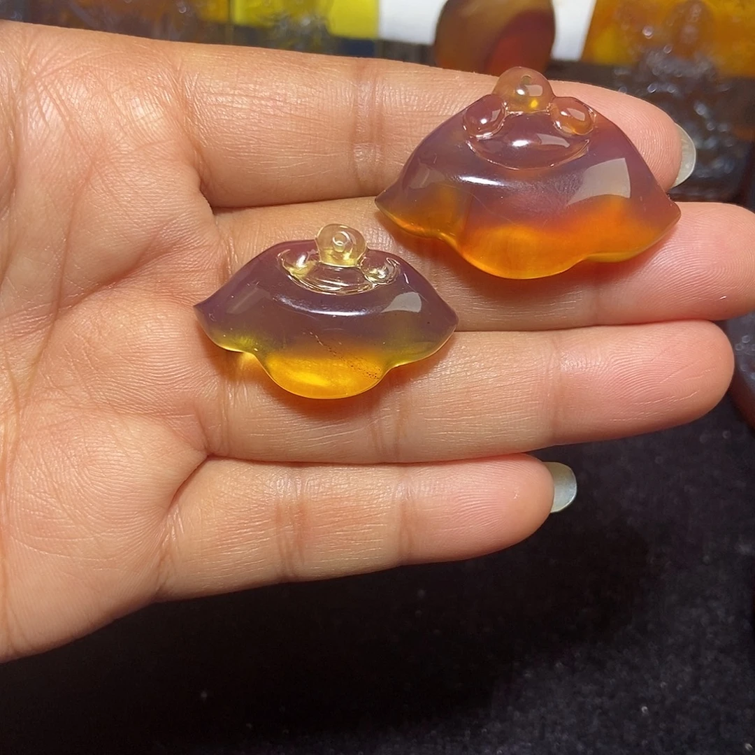 琥珀未镶嵌颈饰缅甸天然琥珀吊坠