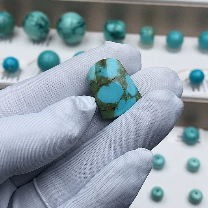 绿松石未镶嵌无事牌